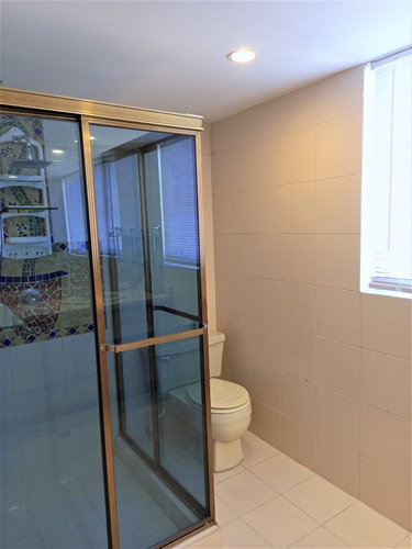 Imagen 12 de 19 de Comodo Apartamento En Pampatar, En Alquiler
