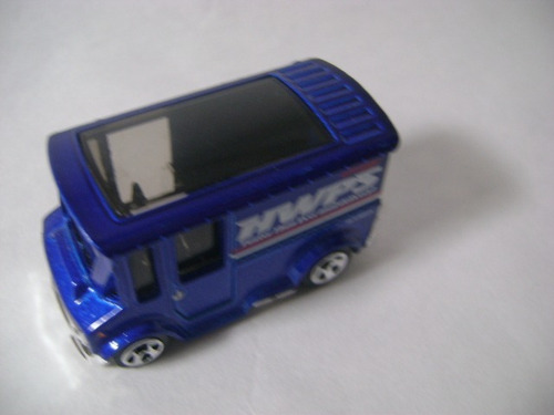 Imagen 6 de 6 de Nico Bread Box Malasia Hot Wheels 1/64 (hwl 09)