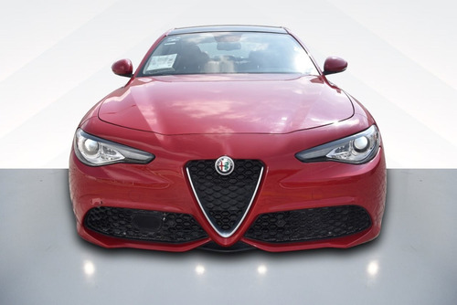 Imagen 2 de 9 de Alfa Romeo Giulia 2017 2.0 Ti At