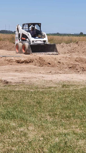 Imagen 9 de 9 de Alquiler De Minicargadora Bobcat Minipala- Hoyadora - Retro