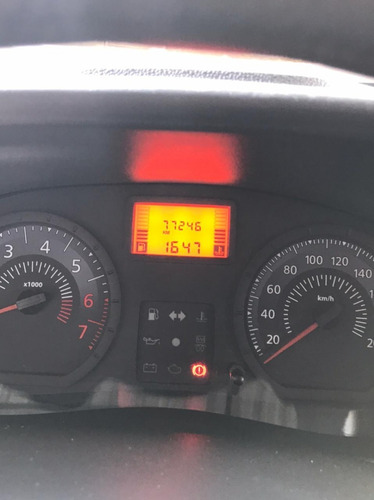 Renault Logan Authentic 1.0 16v Flex 2013 (completo -ar)