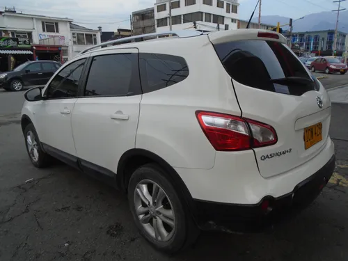 Nissan Qashqai 2.0l 4wd +2 4x2