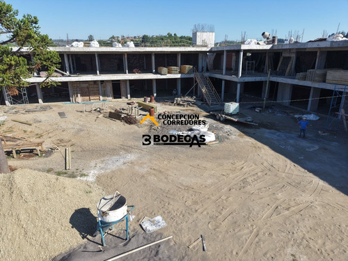 Strip Center Local Comercial 38m2 Piso 1