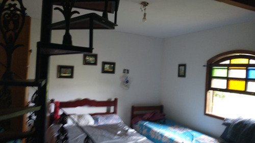Imagem 22 de 30 de Chácara 15mil M2, Rica Em Água Com Nascentes, Tanque Com Peixes E Rio, Casa Sede Com 3 Dormitórios /1suíte, Casa Caseiro, Canil, Baia, Pomar, Piscina - Ch00253 - 70809480