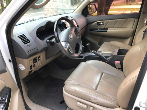 Toyota Sw4 Sr 3,0 A/t 7 As