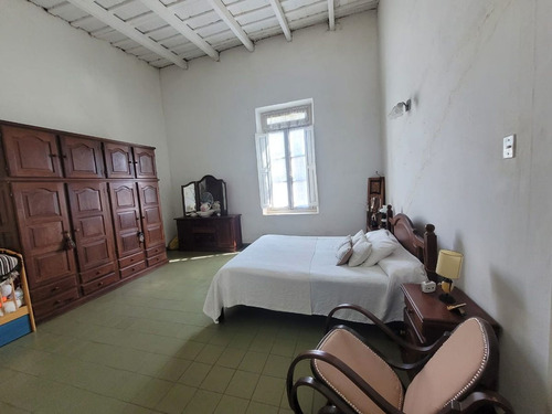 Venta Casa 4 Dorm/casa Secundaria/local Villa Lia
