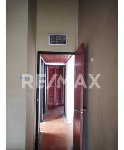 Imagen 8 de 12 de Se Vende Casa En La Urbanización Agua Viva, Palma Real Sector Tipuro
