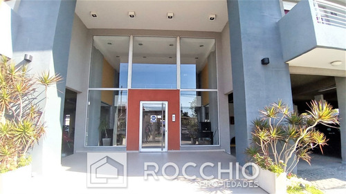Imagen 3 de 14 de Departamento En Venta En Caseros