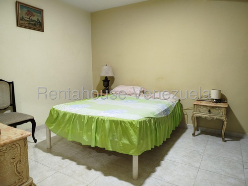 Apartamento En Alquiler, Conjunto Residencial Parque Coropo, Santa Rita 25-17438 Jecg