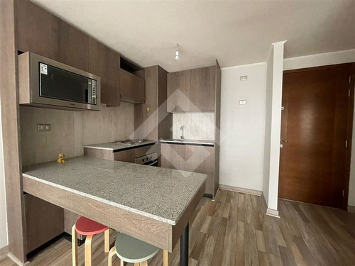 Imagen 1 de 27 de Departamento En Arriendo De 2 Dorm. En Estación Central