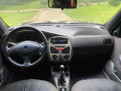 Fiat Palio 1.8 MPI ADVENTURE WEEKEND 8V GASOLINA 4P MANUAL