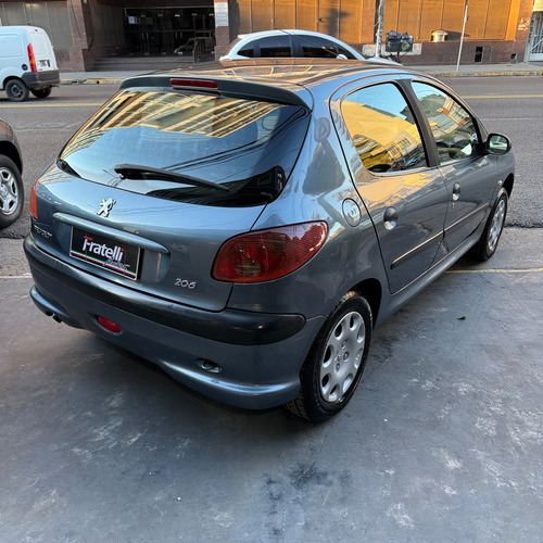Peugeot 206 1.9 Live! 2