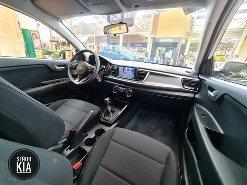 Imagen 23 de 25 de Kia Rio Hatchback Vibrant Mecanico 2023