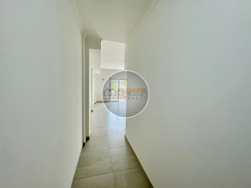Se Vende Departamento Dos Ambientes Con Cochera (villa Luro)