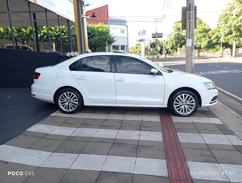 Volkswagen Jetta 2.0 Comfortline Flex Aut 4p