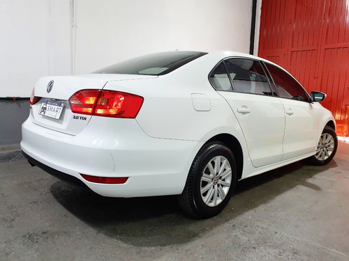 Volkswagen Vento Tdi 2.0 Advance 2014 Diesel Smart Garage!!!
