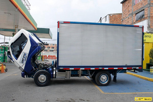Hino Dutro Pro 300 4.0 Diesel Modelo 2020