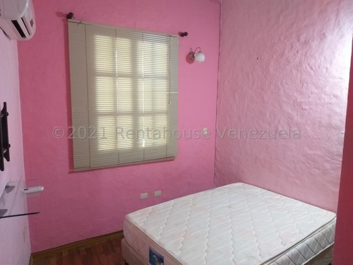 Imagen 12 de 29 de Mariaestela Boada, Vende Amplia Casa En El Morro Lecheria. #22-12558
