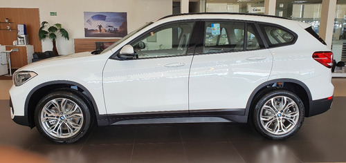 Imagem 2 de 6 de Bmw X1 Sdrive 20i