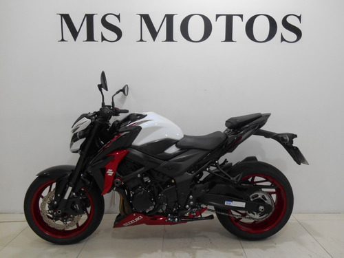 Imagem 2 de 6 de Moto