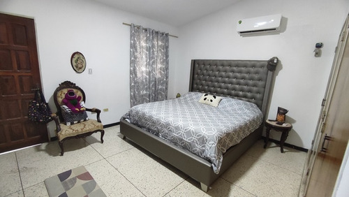 Imagen 12 de 30 de Se Vende Casa En El Trigal Norte Calle Cerrada Atc-825 Angela Betancourt 042125067379 04244900499