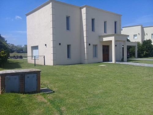 Imagen 5 de 19 de Casa En Alquiler Ubicado En Haras Santa Maria, Escobar, G.b.a. Zona Norte