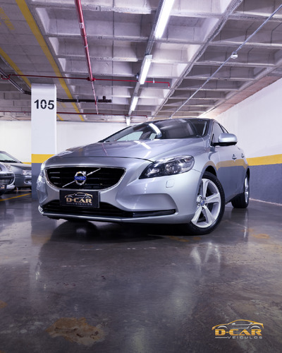 Volvo V40 2.0 T4 Dynamic Aut. 5p