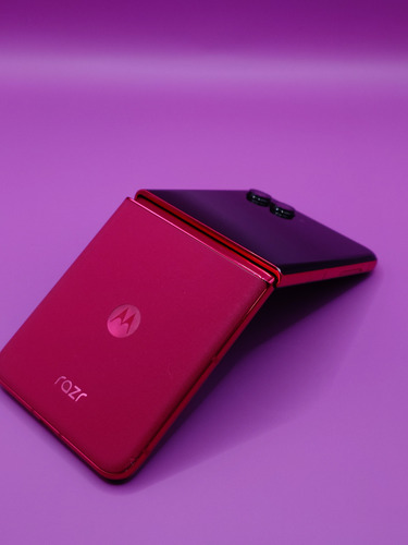 Motorola Razr 50 Ultra Dual Sim 256 Gb Rosa Chicle 12 Gb Ram Rosa Chicle (Usado)