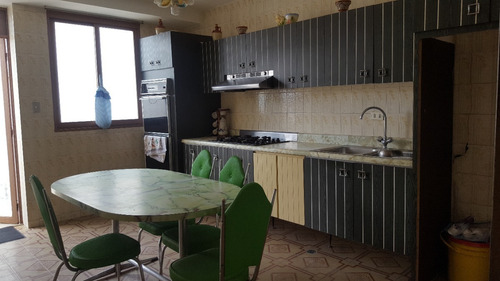 Imagen 8 de 30 de 400mts7h5b4p 04143057302 Instagram:@inmuebleslosnaranjos 04142695974