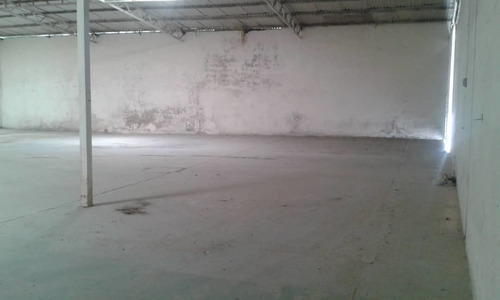 Best House Vende Amplio Galpon En Los Teques