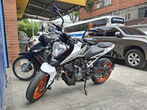 Se Vende Moto Duke200 Ng Modelo 2023 Km 34600 Único Dueño So