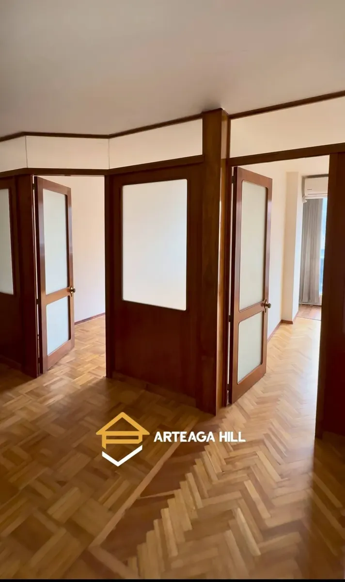 Alquiler | Apartamento De 2 Dormitorios En Cordón | Ideal Consultorio O Vivienda | Bajos Gastos Comunes | A Pasos De 18 De Julio · Foto 4