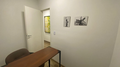 Imagen 2 de 24 de Oficina Remodelada A Nuevo, Parana Y Cordoba. Dueño Vende