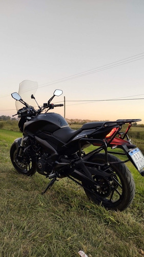 Bajaj Dominar