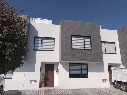 Venta De Casa En Condominio En Alborada 3 En San Mateo Atenco
