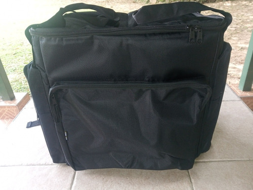 Imagen 5 de 9 de Bolso Para Delivery Marca Ten Yeu