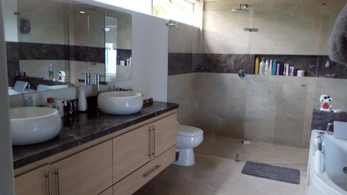 Imagen 20 de 28 de Venta Casa Campestre En Llanogrande Rionegro, 1 Nivel, Moderna