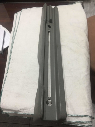 Imagen 1 de 3 de Moldura Bajo Asiento Volkswagen Gol 99/2000 Original