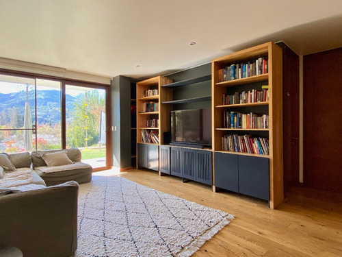 Se Vende Espectacular Casa En Condoinio / Con Novación