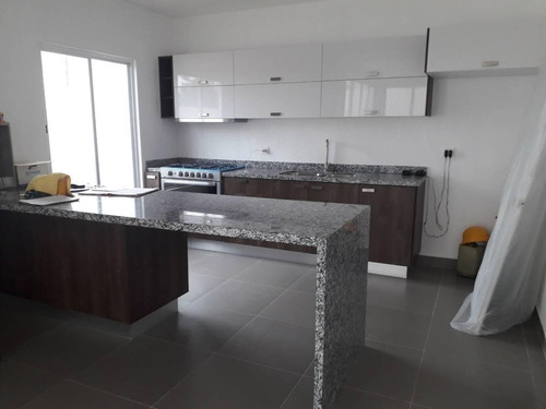 Imagen 3 de 12 de Casa Sola En Renta Vilanova Residencial
