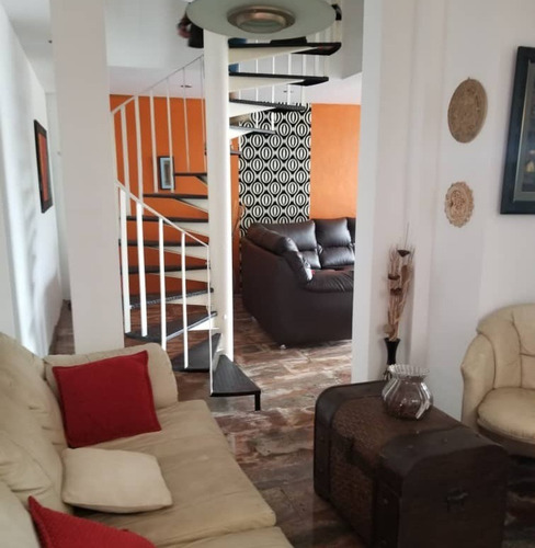 Imagen 2 de 14 de Espectacular Quinta En Venta Urb. El Marquez