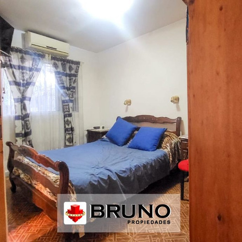 Local Con Vivienda En Venta En Ituzaingo Norte