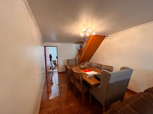 Excelente Casa Ubicada En El Corazón De Pedro Aguirre Cerda