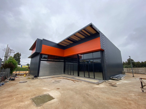 Bodega - Local Comercial 320 M2 En Camino Internacional
