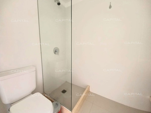 Imagen 17 de 30 de Venta Apartamento Primera Línea Playa Mansa De 3 Dormitorios Y Servicio - Punta Del Este Mansa