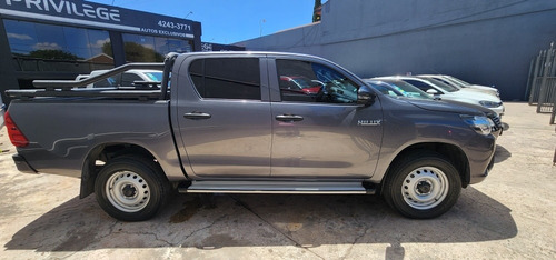 Imagen 12 de 15 de Toyota Hilux 2018 2.4 Cd Dx 150cv 4x2