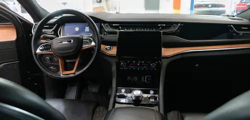 Jeep Grand Cherokee 5.7 V8 Summit 4x4 At