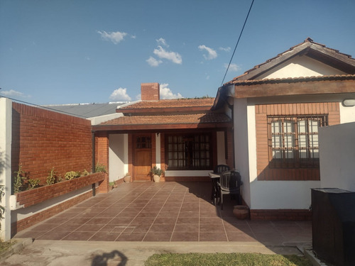  Casa En Venta - Bella Vista