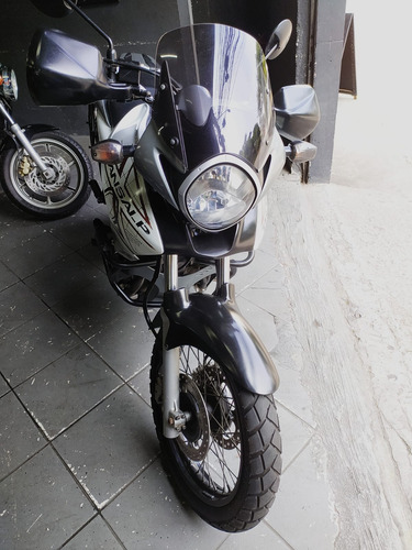 Xl 700v Transalp 2011