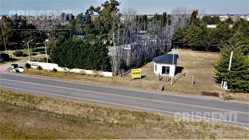 Imagen 4 de 8 de Local En Venta Sobre Colectora Autopista Rosario - Córdoba - Roldan